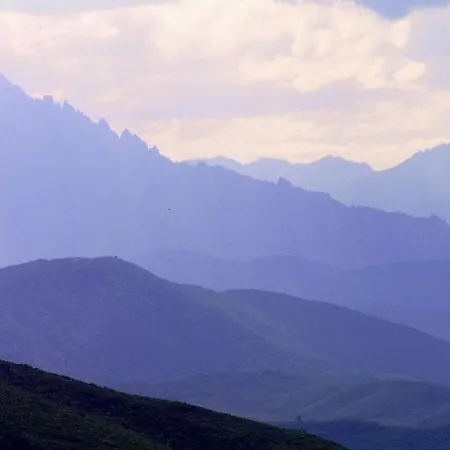 Maison De Caractere Spacieuse Et Confortable, Grand Jardin , Superbes Vues Semesterbostad Castello-di-Rostino
