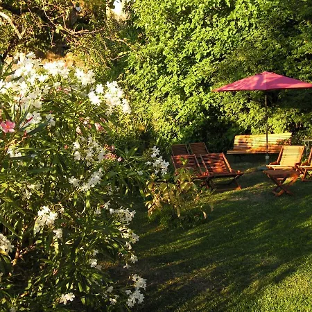 Maison De Caractere Spacieuse Et Confortable, Grand Jardin , Superbes Vues Semesterbostad *