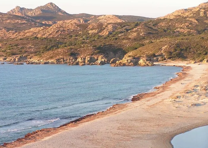 Maison De Caractere Spacieuse Et Confortable, Grand Jardin , Superbes Vues *