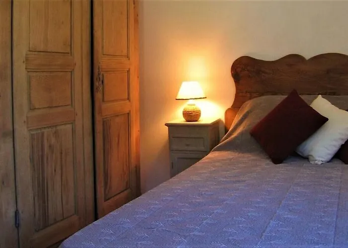 Maison De Caractere Spacieuse Et Confortable, Grand Jardin , Superbes Vues * Castello-di-Rostino