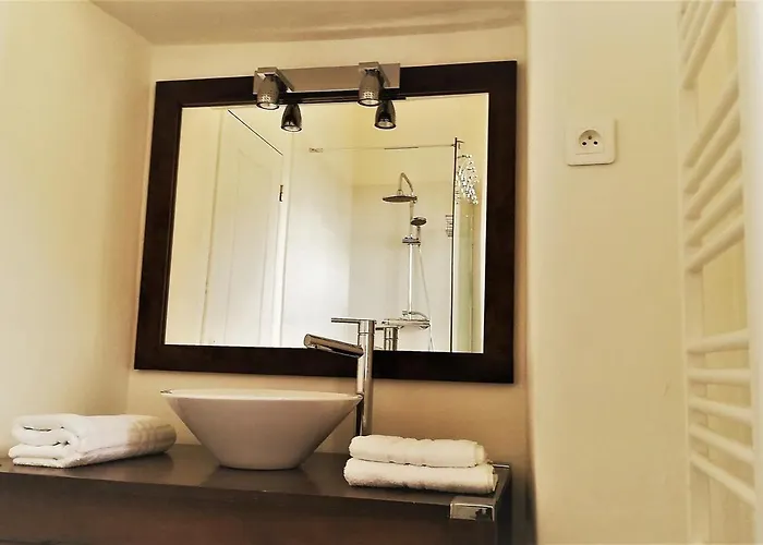 Maison De Caractere Spacieuse Et Confortable, Grand Jardin , Superbes Vues בית נופש *