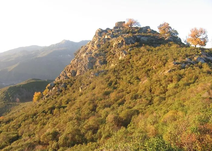 Maison De Caractere Spacieuse Et Confortable, Grand Jardin , Superbes Vues *